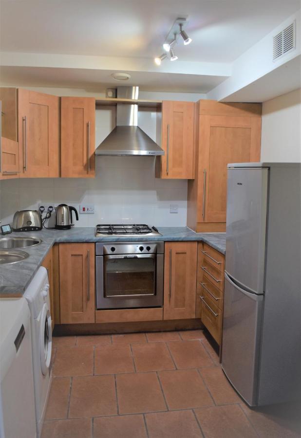 Airdrie Apartments エクステリア 写真