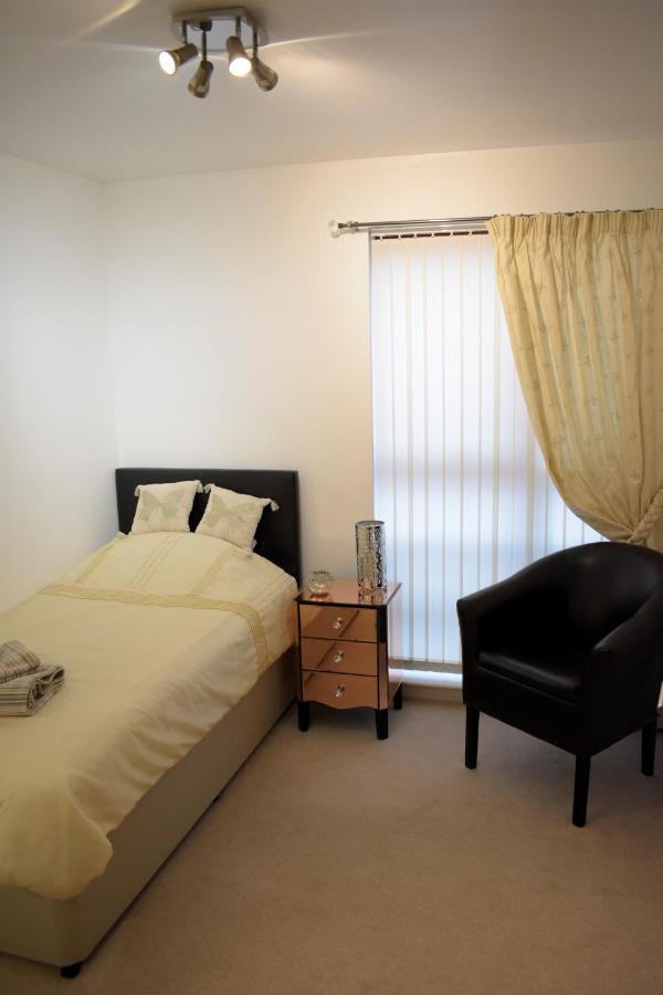 Airdrie Apartments エクステリア 写真